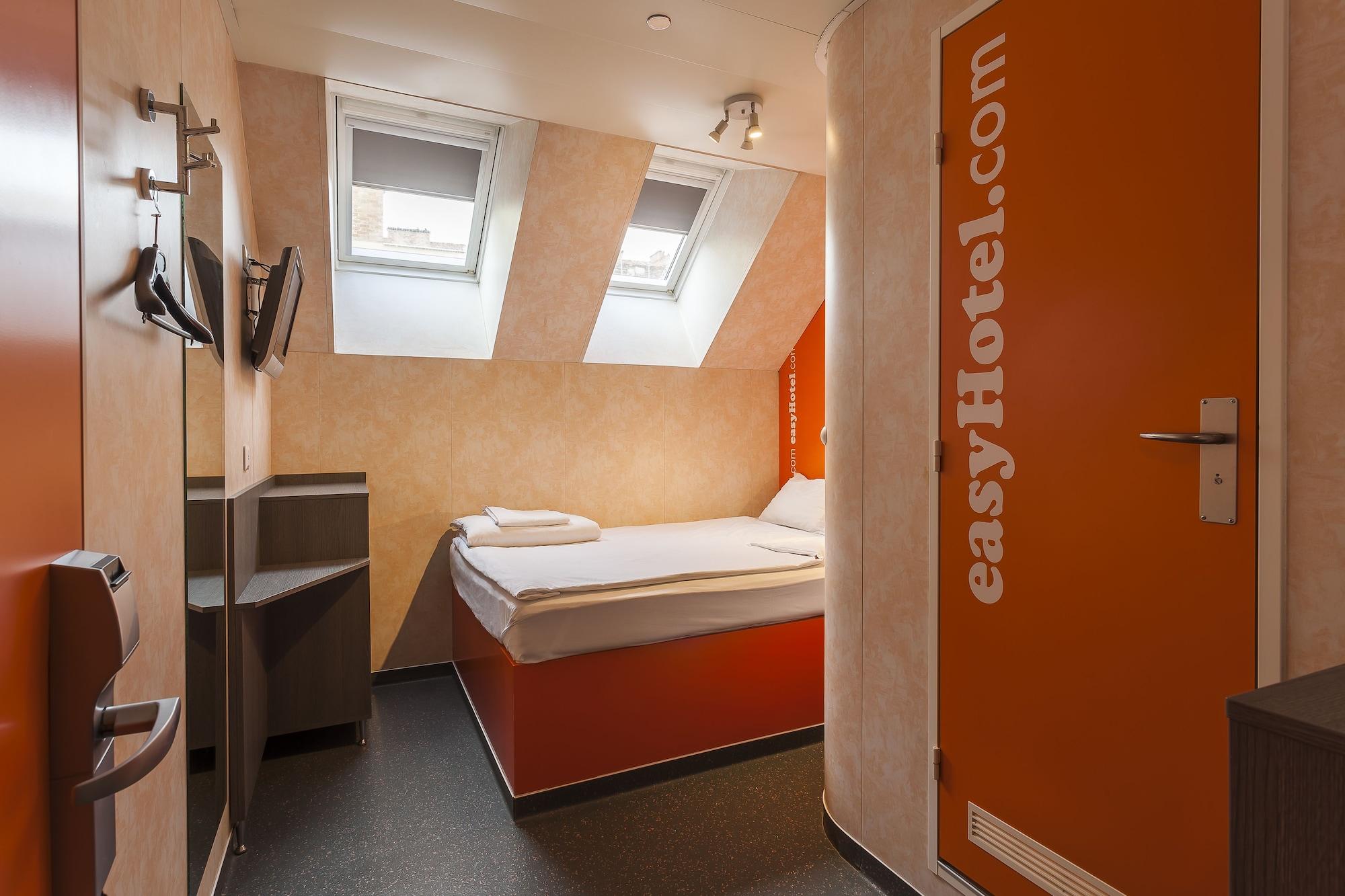 easyHotel Budapest Oktogon Exterior foto